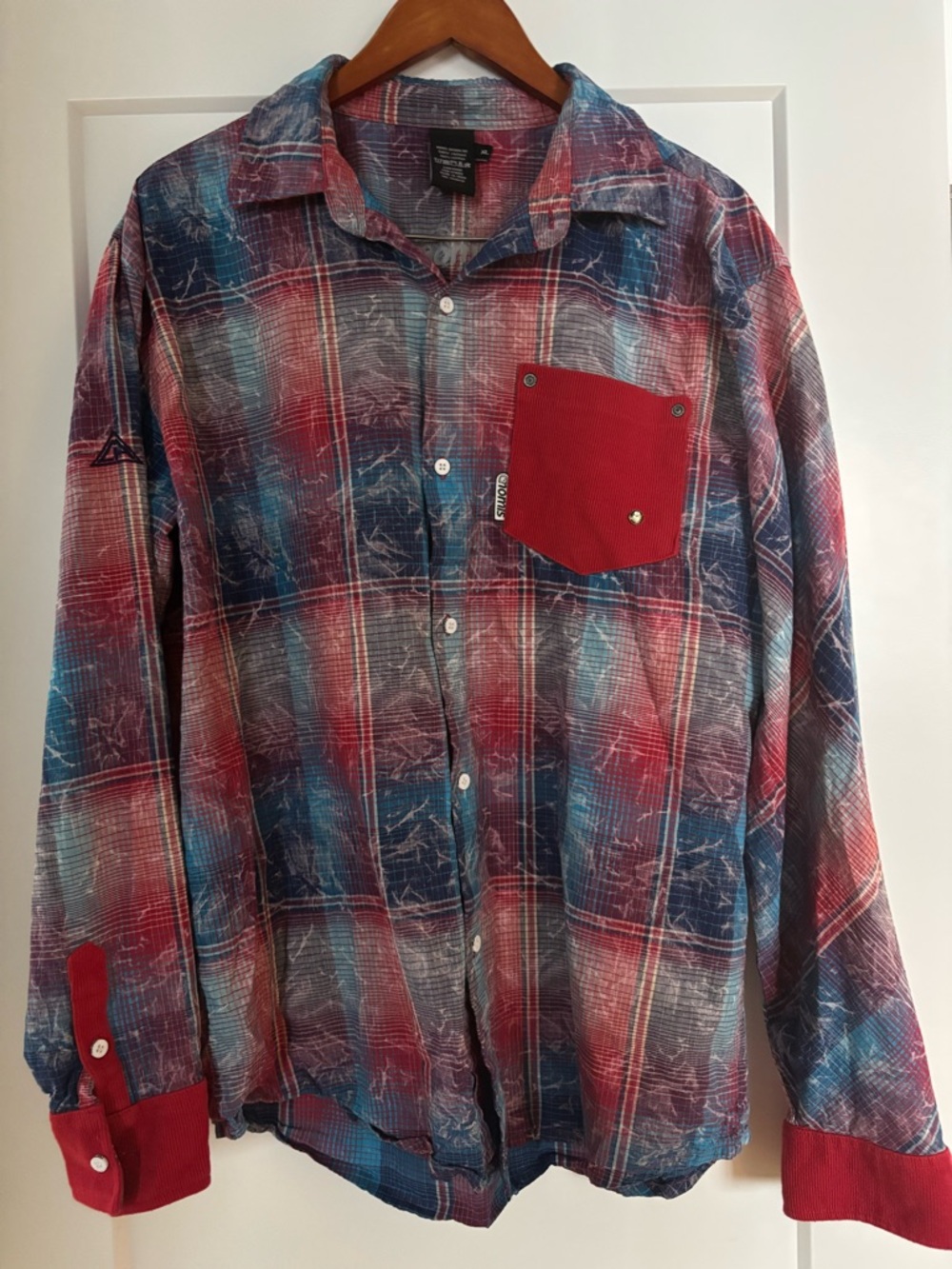 Omomis Men's Plaid Button-Up Shirt with Red Pocket